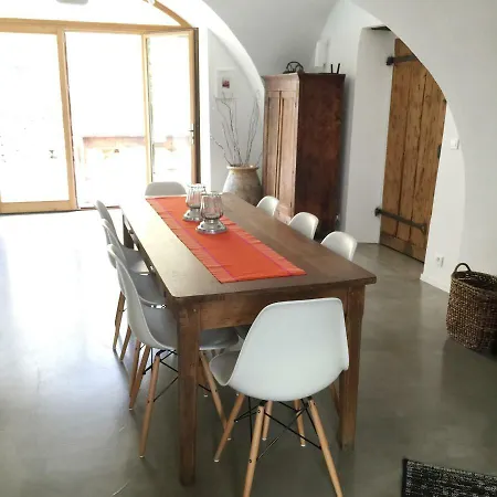 La Maison Abeil L'Argentiere-la-Bessee
