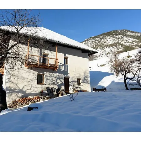 La Maison Abeil L'Argentiere-la-Bessee
